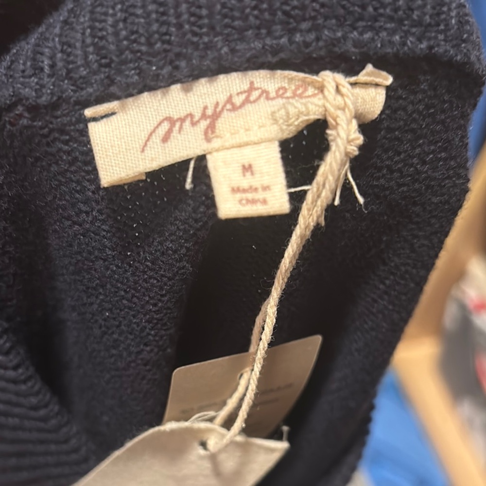 Mystree Navy Long Sleeve Tie Front Sweater Medium NWT - Picture 6 of 6
